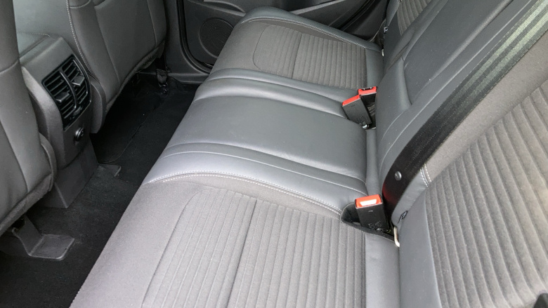 Ford Kuga 1.5 TDCi Titanium 5dr 2WD Diesel Estate